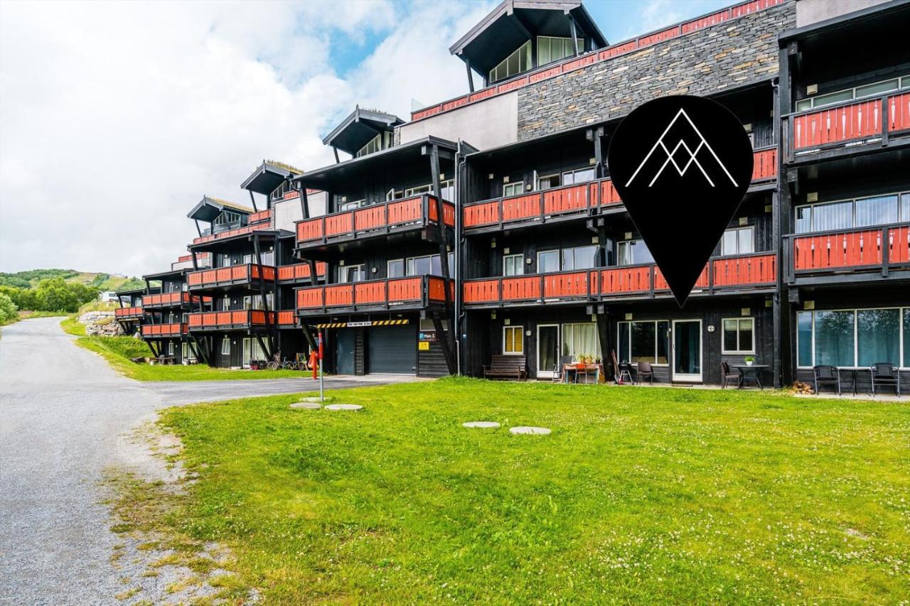 Leilighet Beitostolen Sentrum, Terrasse Og Innendors Parkering Extérieur photo